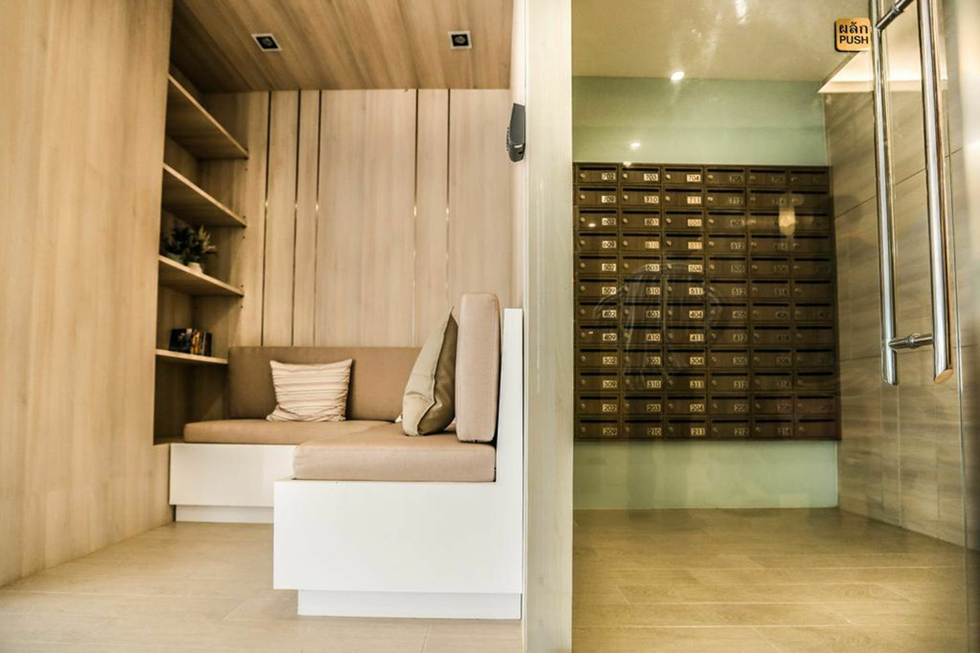 Central Place Serviced Apartment Angsila Chonburi Buitenkant foto