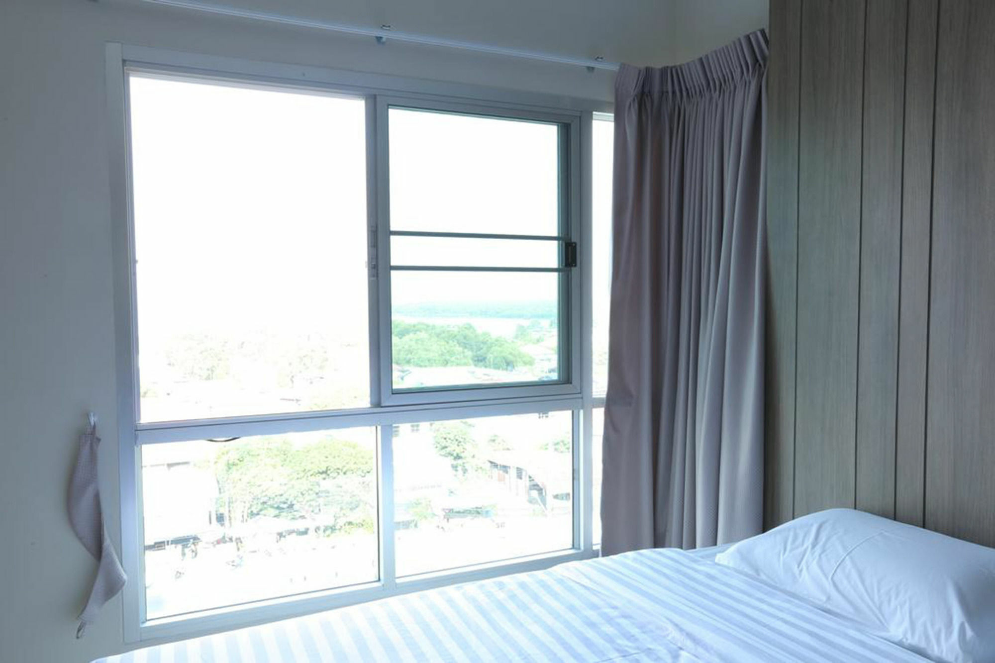 Central Place Serviced Apartment Angsila Chonburi Buitenkant foto