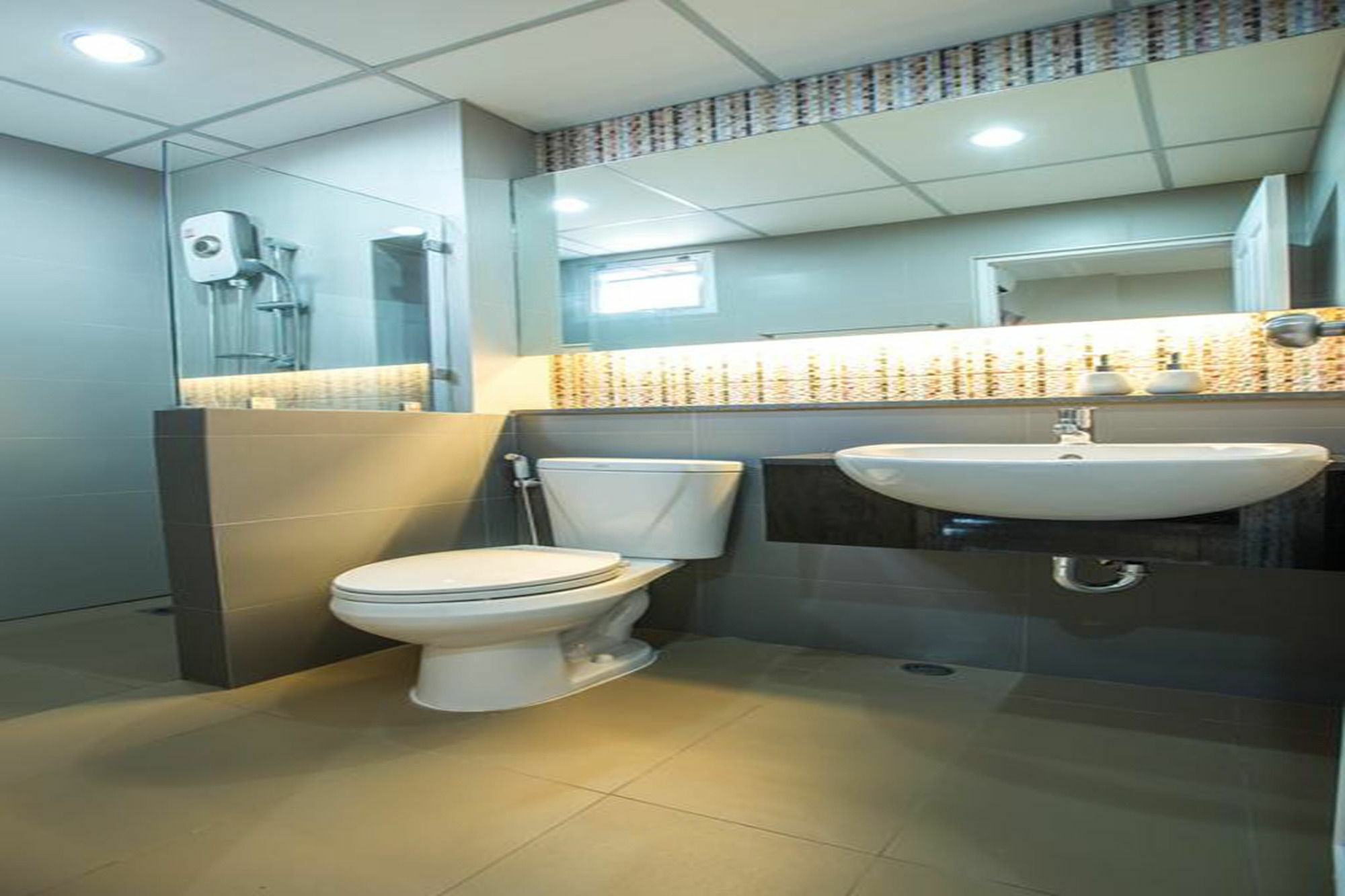 Central Place Serviced Apartment Angsila Chonburi Buitenkant foto