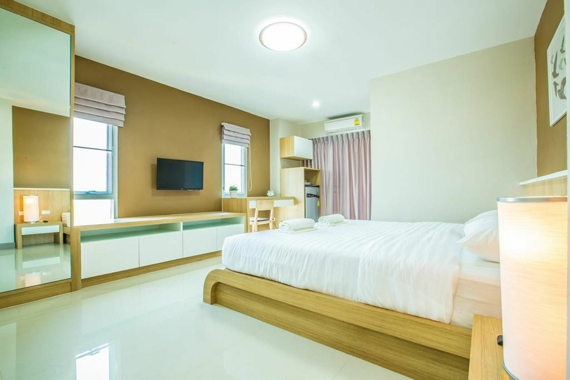 Central Place Serviced Apartment Angsila Chonburi Buitenkant foto