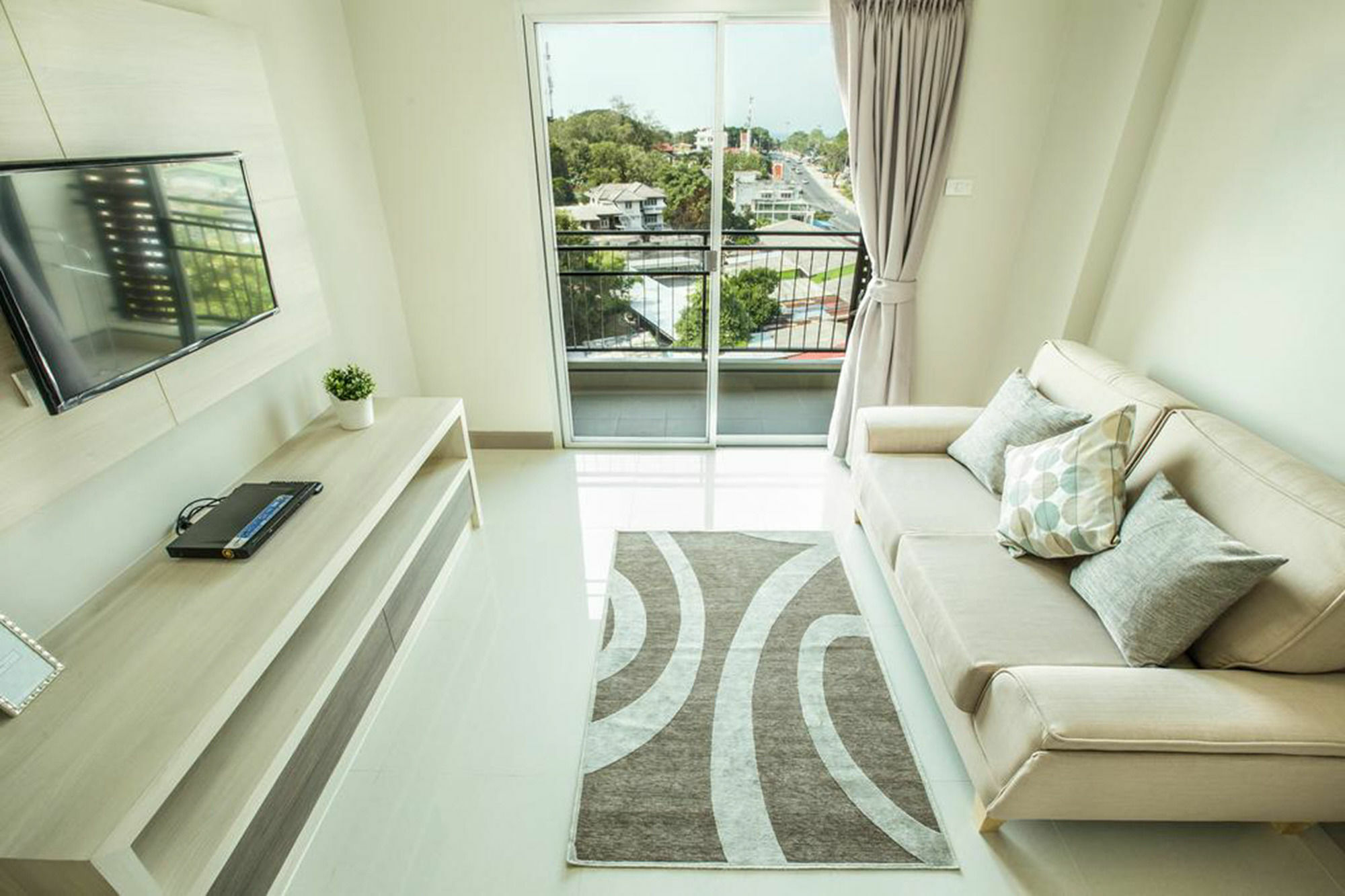 Central Place Serviced Apartment Angsila Chonburi Buitenkant foto